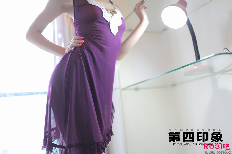 [DISI第四印象]NO.555 黑丝紫裙浑身散发着女人香气